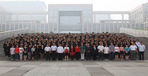 北京航空航天大学创业管理培训学院2011级毕业典礼隆重举行